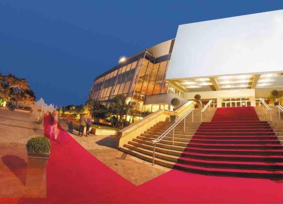 Bord De Mer, Terrasse, Tout A Pieds Cannes Exterior photo